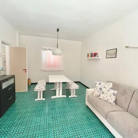 Azzurra Conca Specchiulla